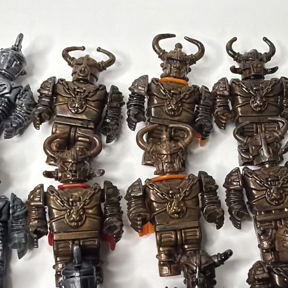 Mega Bloks Dragons Krystal Wars Knights 26 Minifigures /Weapons Accessories Lot